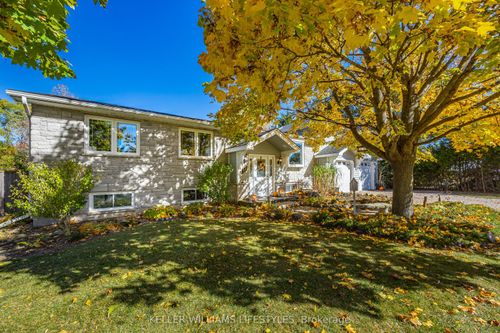 11 Hawthorn Cres, Ailsa Craig, ON, N0M1A0 | Card Image