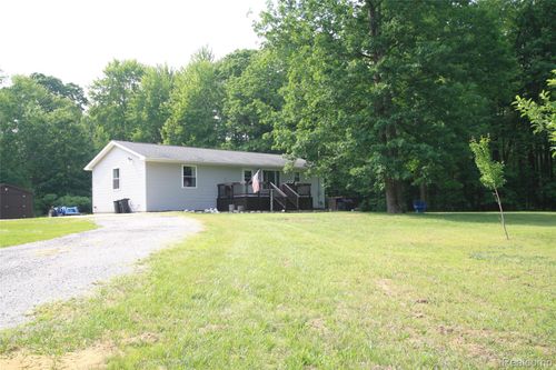 12850 East Rd, Burt, MI, 48417-2084 | Card Image