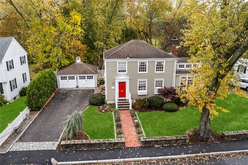 224 Centre St, Rumford, RI, 02916-3117 | Card Image