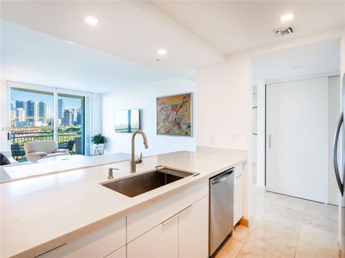 903-2475 Brickell Ave, Miami, FL, 33129-2478 | Card Image