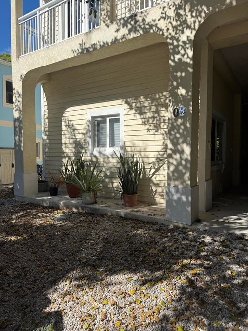 8 Bowen Dr, Key Largo, FL, 33037-2909 | Card Image