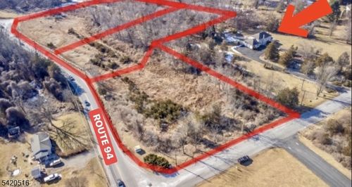 5 Oxbow Ln, Hamburg, NJ, 07419-2206 | Card Image