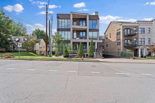 apt-301-3210 Long Blvd, Nashville, TN, 37203-2345 | Card Image