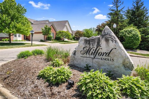 609 Telya Rdg, Milford, MI, 48381-1805 | Card Image
