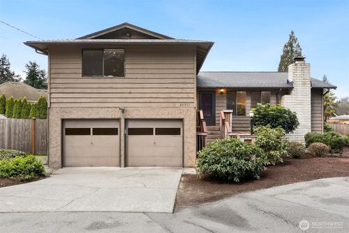 26301 Woodland Way S, Kent, WA, 98030-7617 | Card Image