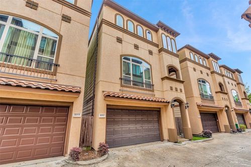 unit-c-1025 W 21st St, Houston, TX, 77008-3364 | Card Image