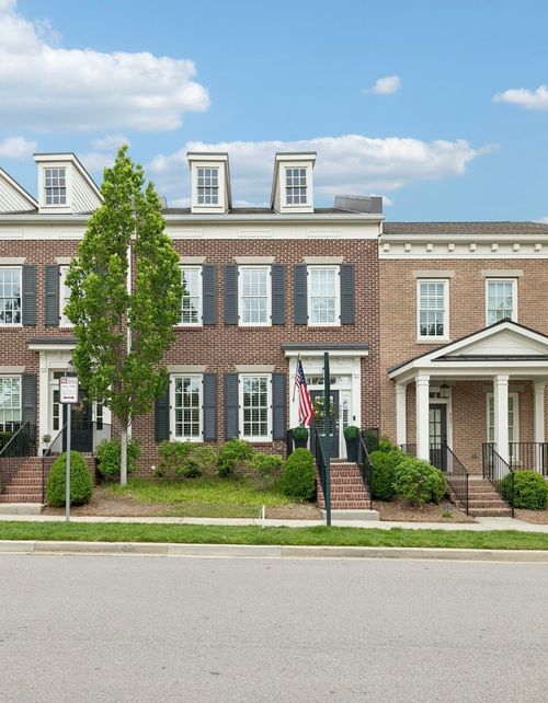 9029 Berry Farms Xing, Franklin, TN, 37064-1639 | Card Image