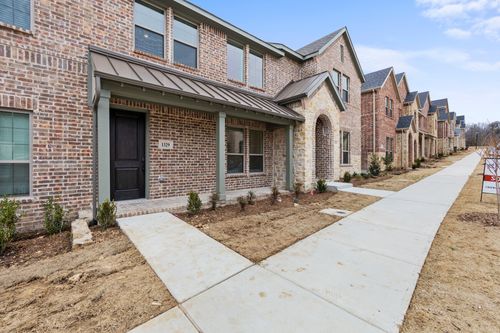 1329 Ethan Dr, Flower Mound, TX, 75028-5178 | Card Image