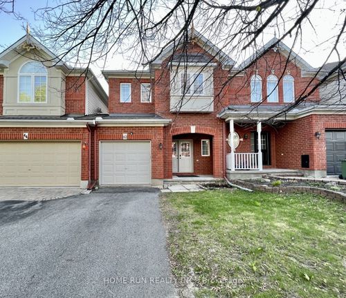 42 Hemlo Cres, Kanata, ON, K2T1C9 | Card Image