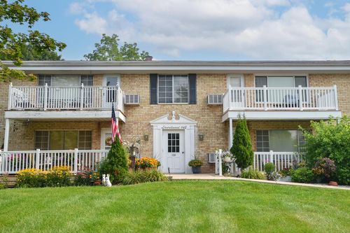 7-142 Heidel Road, Thiensville, WI, 53092 | Card Image