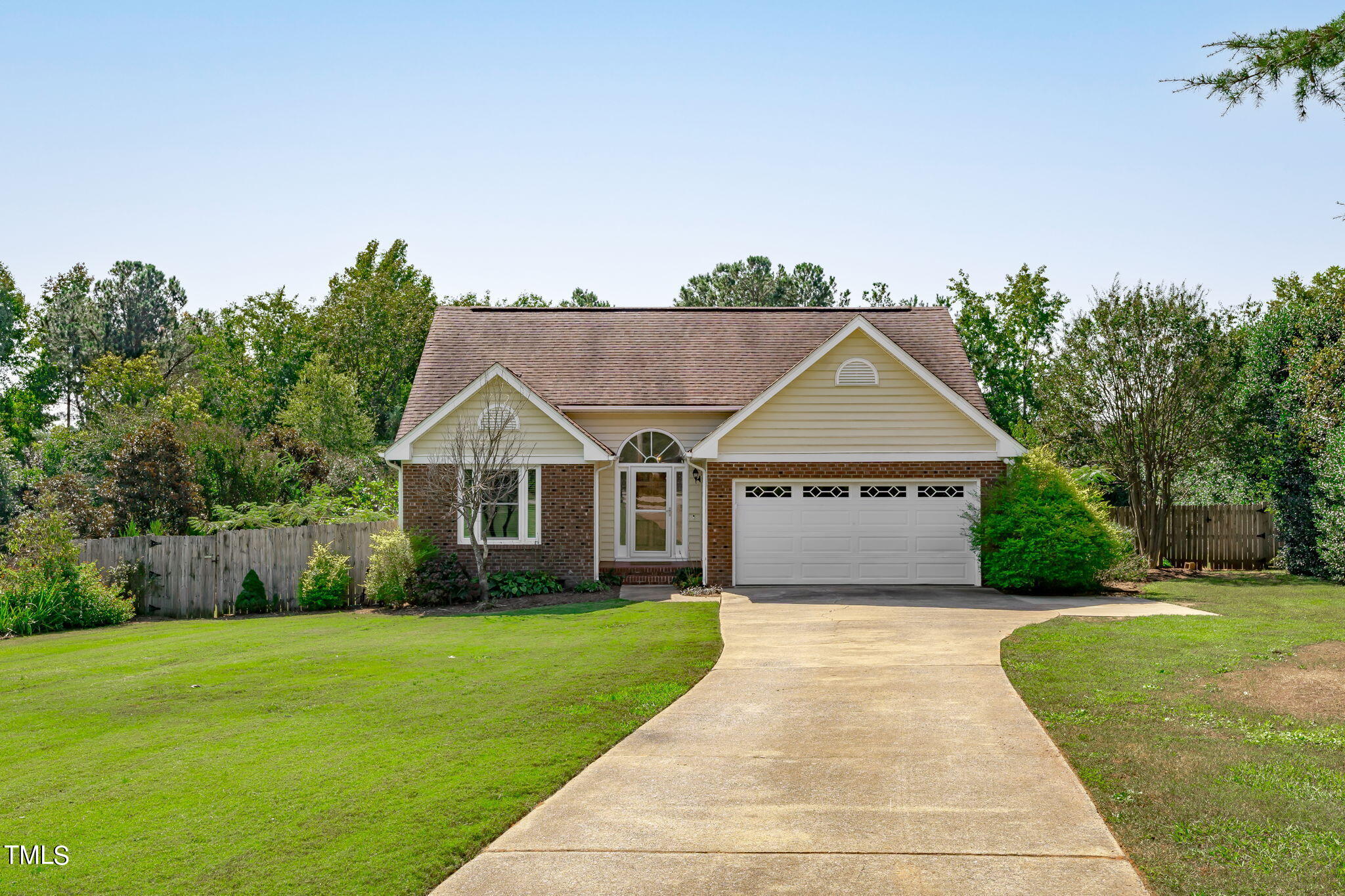 Charlbert Ct, Apex, NC 27539