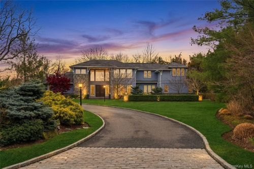 80 Wildwood Drive, Oyster Bay, NY, 11791 | Card Image