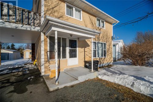 22 Wicklow St, Saint Johns, NL, A1B3H2 | Card Image