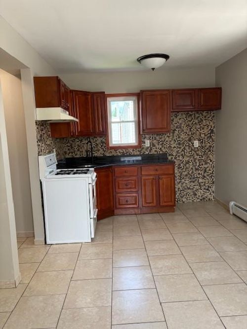 2-113 Evergreen St, Bayonne, NJ, 07002 | Card Image
