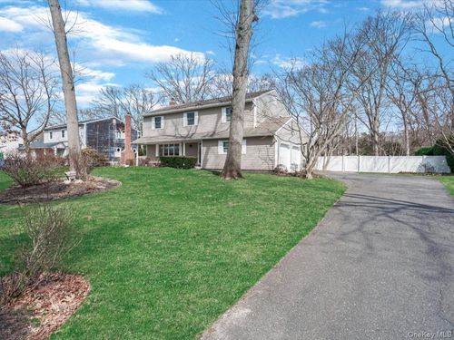 29 Sunhill Rd, Nesconset, NY, 11767-2610 | Card Image