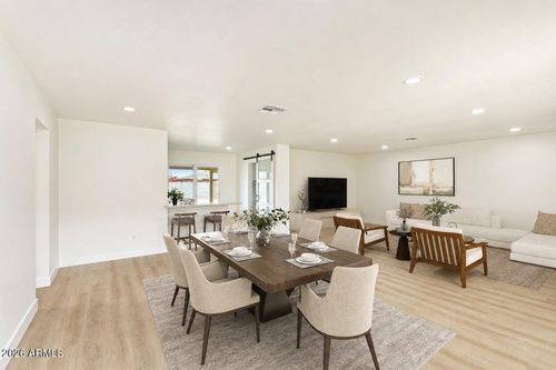 2611 N 23rd Avenue, Phoenix, AZ, 85009 | Card Image