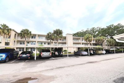 301 - 841 Patricia Avenue, Condo with 2 bedrooms, 2 bathrooms and null parking in Dunedin FL | Image 1