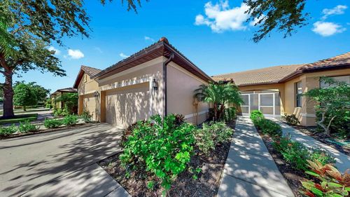 313 Seneca Falls Dr, APOLLO BEACH, FL, 33572-3104 | Card Image