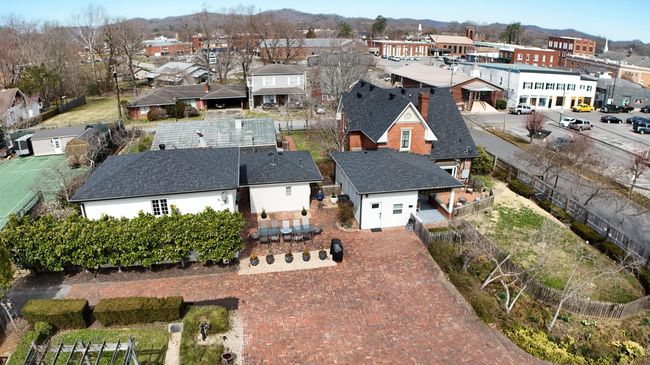 202 Black St, House other with 15 bedrooms, 10 bathrooms and null parking in Barbourville KY | Image 20