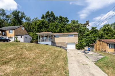 1979 Gregory Dr, House other with 3 bedrooms, 2 bathrooms and 1 parking in Monroeville PA | Image 3