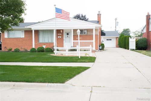 14217 Huntington St, Riverview, MI, 48193-7503 | Card Image