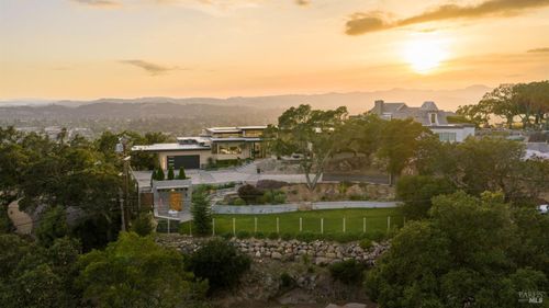 663 Montecito Boulevard, Napa, CA, 94559 | Card Image