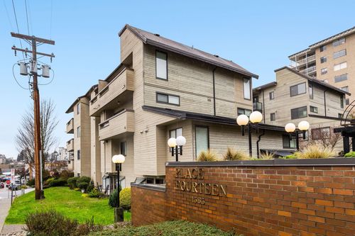 408-1363 Clyde Ave, West Vancouver, BC, V7T2W9 | Card Image