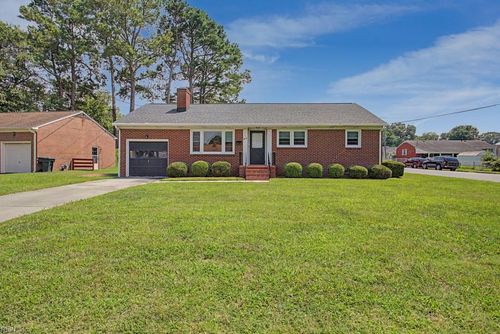 904 Thornbriar Ct, Hampton, VA, 23661-1026 | Card Image