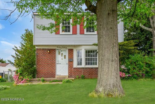 2626 Wolf Ave, PENNSAUKEN, NJ, 08109-3140 | Card Image