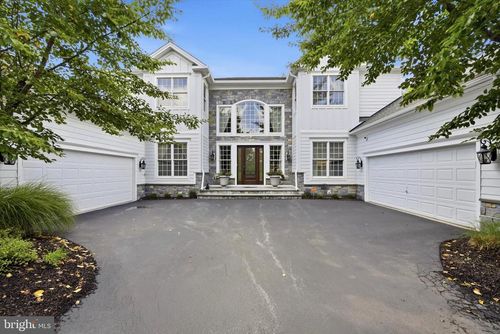 1476 E Stonington Dr, DOWNINGTOWN, PA, 19335-6500 | Card Image