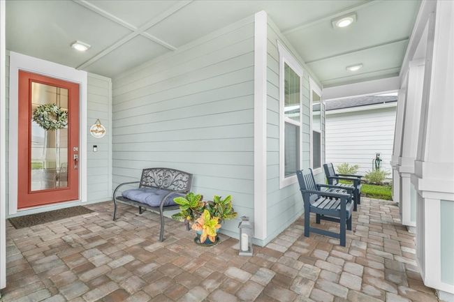 Front Entry | Image 8