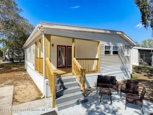 9339 Bob Cat Dr, WEEKI WACHEE, FL, 34613-3965 | Card Image