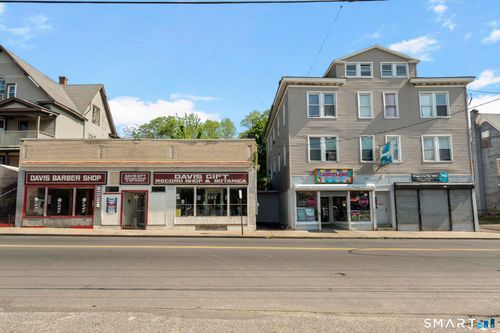 669 E Main St, Waterbury, CT, 06702-1709 | Card Image