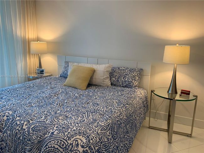 APT-1004 - 1 N Ocean Blvd, Condo with 2 bedrooms, 3 bathrooms and null parking in Pompano Beach FL | Image 25