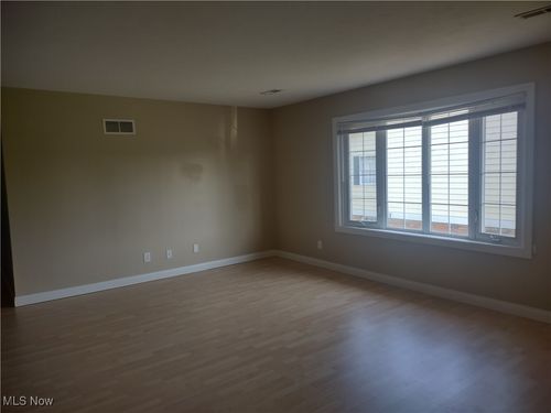g-15-7970 Mentor Avenue, Mentor, OH, 44060 | Card Image