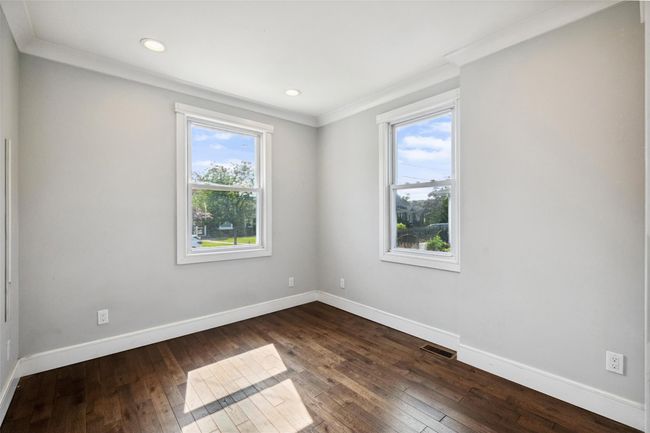 634 Adams Ave, House other with 3 bedrooms, 2 bathrooms and null parking in Lindenhurst NY | Image 14