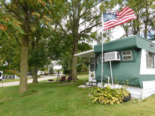 5246 W Warren Ave, Silver Lake, IN, 46982-8934 | Card Image