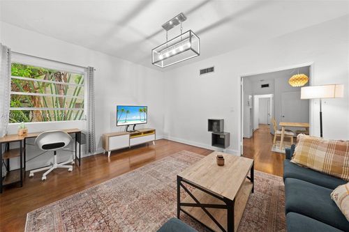 apt-a1-1211 Pennsylvania Ave, Miami Beach, FL, 33139-4405 | Card Image