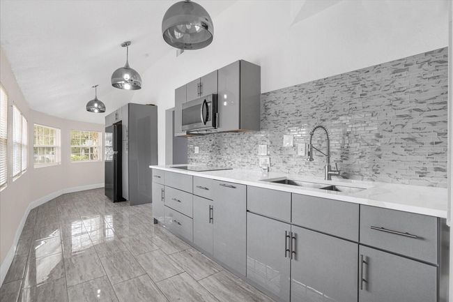 Kitchen | Image 20