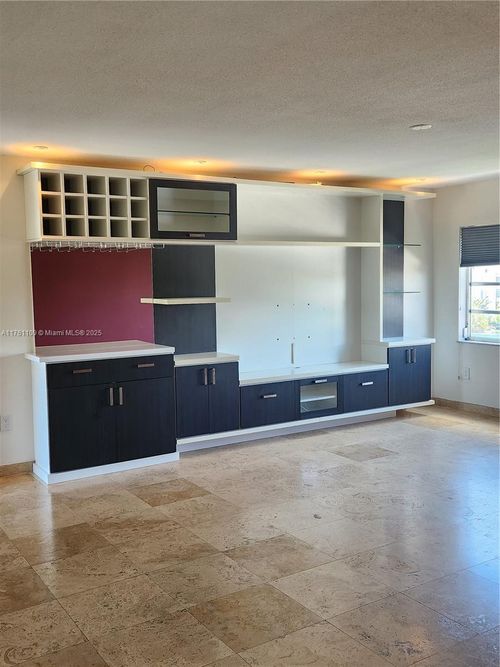 apt-402-1020 94th St, Bay Harbor Islands, FL, 33154-2355 | Card Image