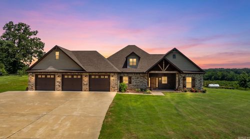 31 Winterberry Dr, Greenbrier, AR, 72058-9397 | Card Image