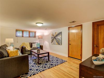 5 - 1342 Milwaukee Street, Condo with 2 bedrooms, 1 bathrooms and 1 parking in Denver CO | Image 3