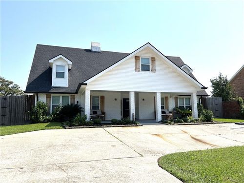 925 Marlene Drive, Gretna, LA, 70056 | Card Image