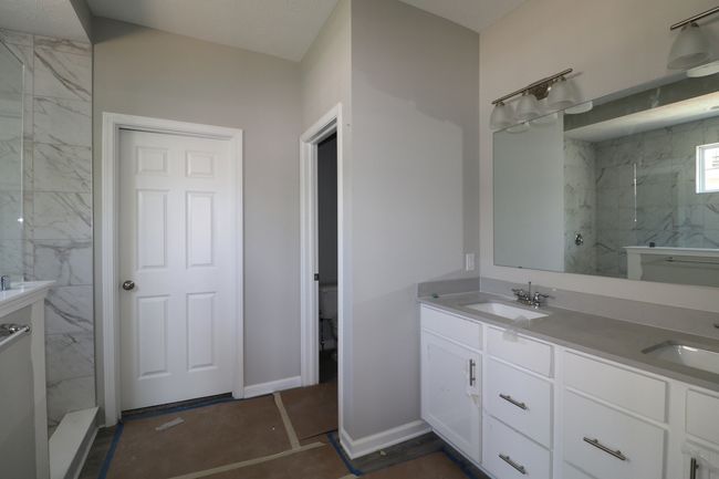2352 Somerset Cir, House other with 3 bedrooms, 2 bathrooms and null parking in Franklin IN | Image 5