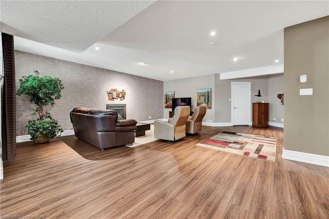 50 - 260 Deer Ridge Dr, Townhouse with 3 bedrooms, 3 bathrooms and 4 parking in Kitchener ON | Image 43