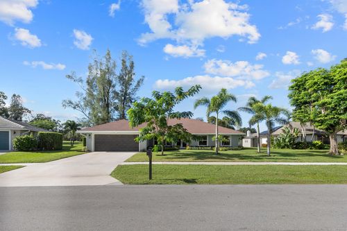 1395 Pine Valley Dr, Wellington, FL, 33414-6007 | Card Image