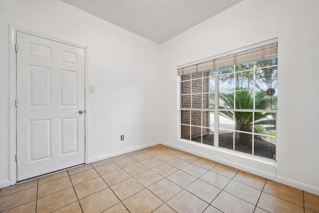 18435 Emory Brook Ct, House other with 5 bedrooms, 3 bathrooms and 2 parking in Humble TX | Image 12