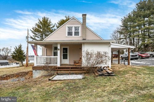 20 Goodman Ave, LEWISTOWN, PA, 17044-7811 | Card Image