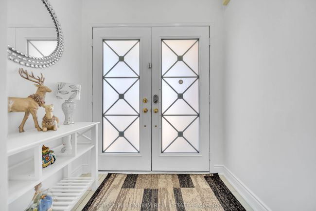 86 Cookview Dr, House attached with 5 bedrooms, 4 bathrooms and 2 parking in Brampton ON | Image 6