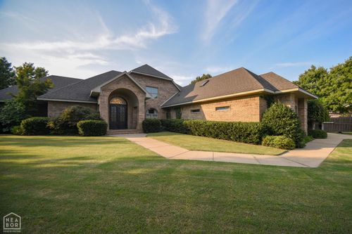 2321 Grand Oaks Cv, Jonesboro, AR, 72404-6886 | Card Image